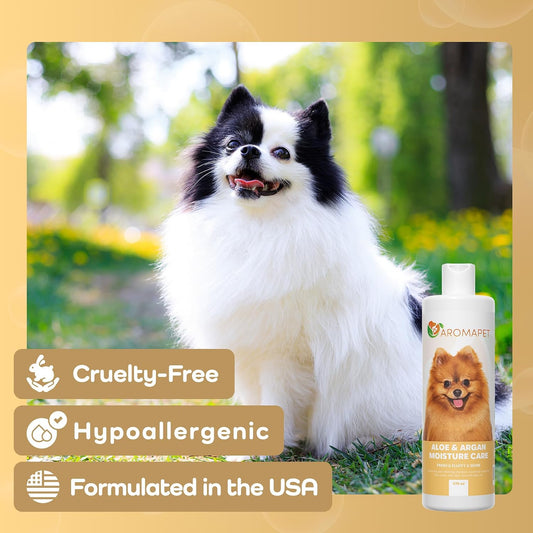 Dog sitting outdoors with Aromapet product and certification badges displayed.